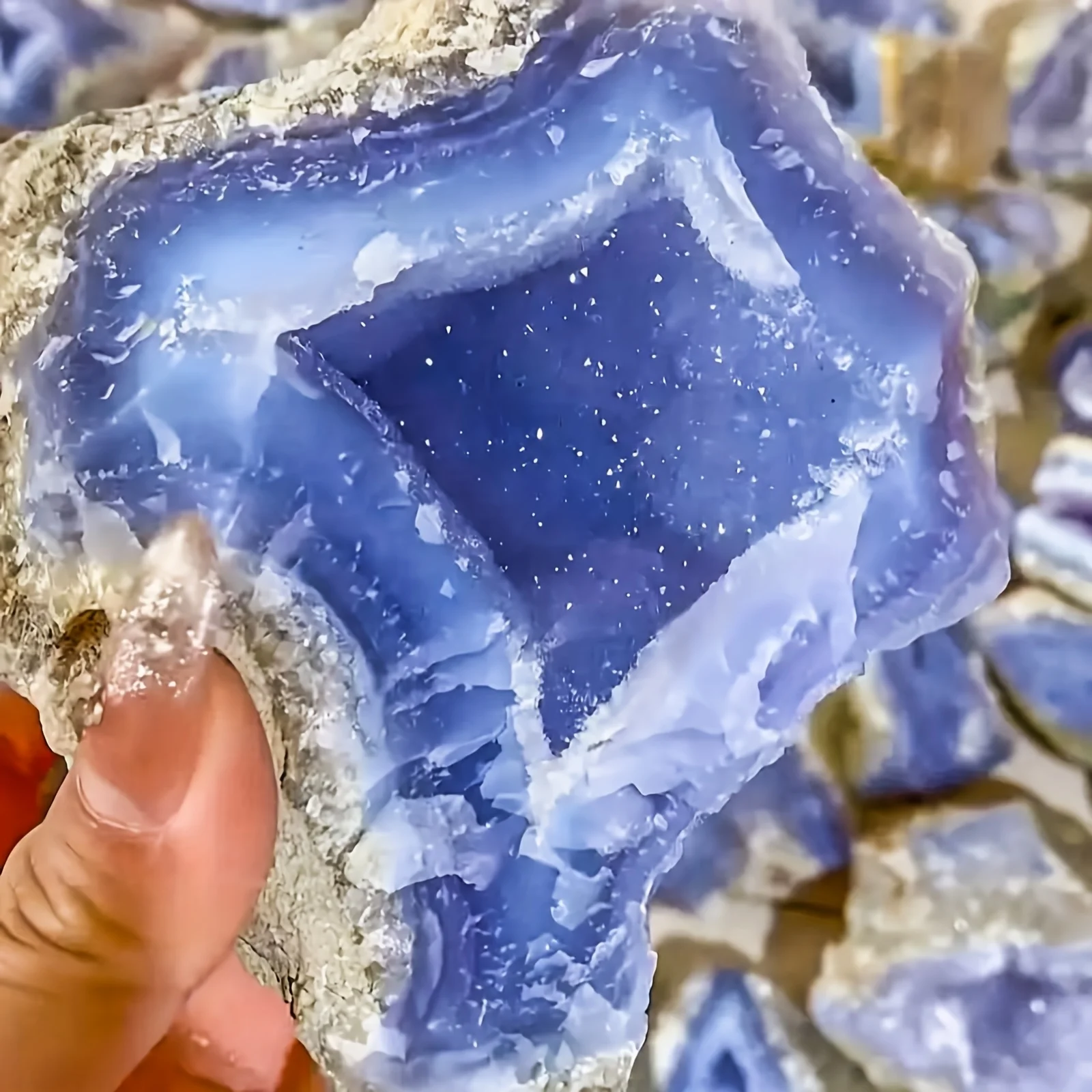 1 unidad de espécimen Mineral de cristal de ágata de encaje azul Natural, cristal de cuarzo estrellado de estilo bohemio con forma Irregular única
