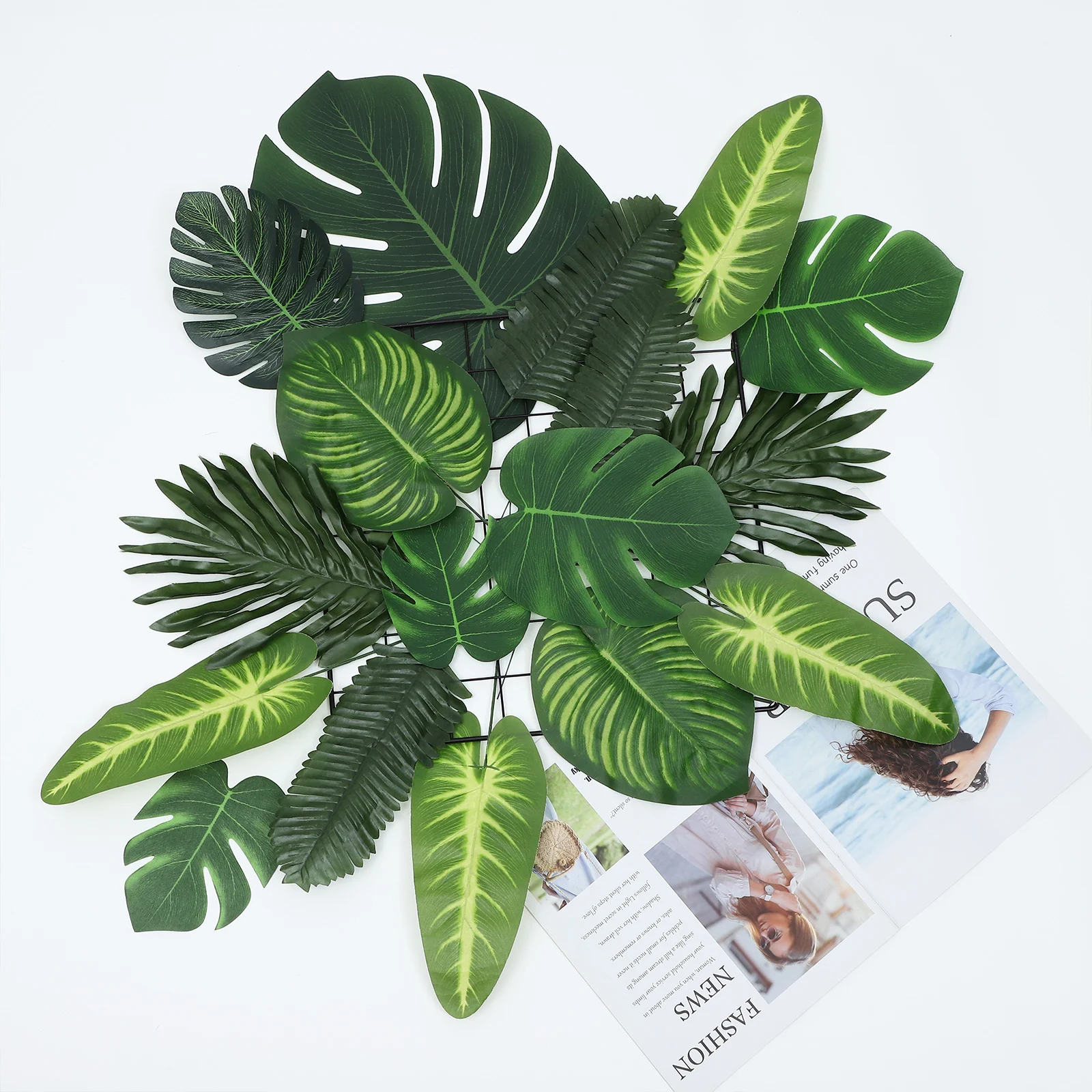 

40pcs Set Realistic Texture Decor Monstera Decor Beach Party Decorations Silk Tropical Party Home Vase Wall Table