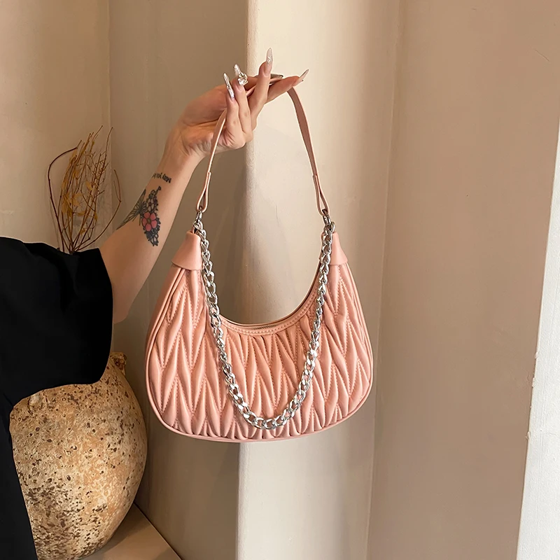 

Women Crescent Underarm Bag PU Leather Minimalist Satchel Bag Large Capacity Quilted Chain Sling Bag Female Commute Bag