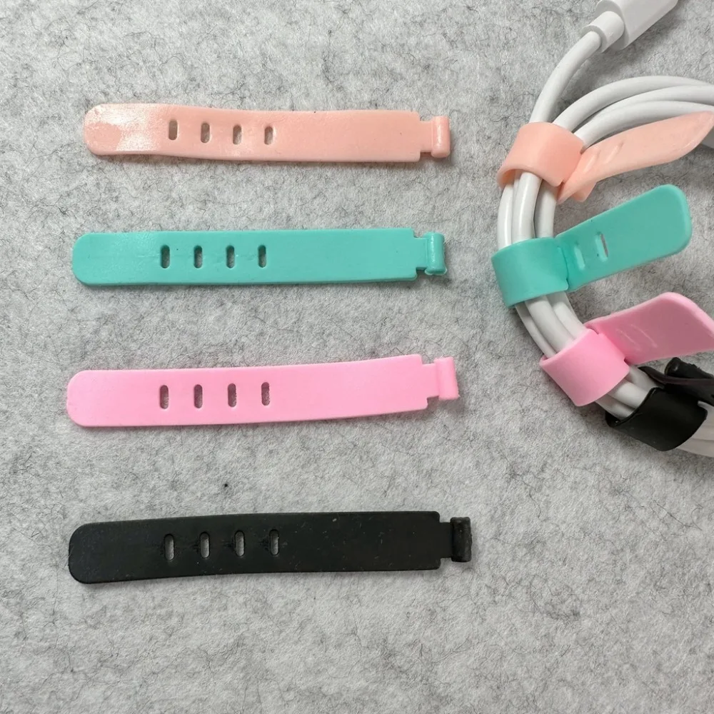 อุปกรณ์จัดเก็บสายเคเบิลข้อมูล TPR แบบพกพา 6 สี 4 รู Bobbin Winder Tie Straps