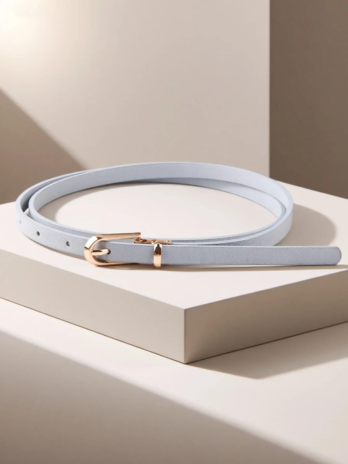 حزام نسائي للسراويل تنورة مشبك معدني كلاسيكي عالي الجودة من جلد البولي يوريثان حزام خصر رفيع إكسسوارات تصميم فاخر ريمين