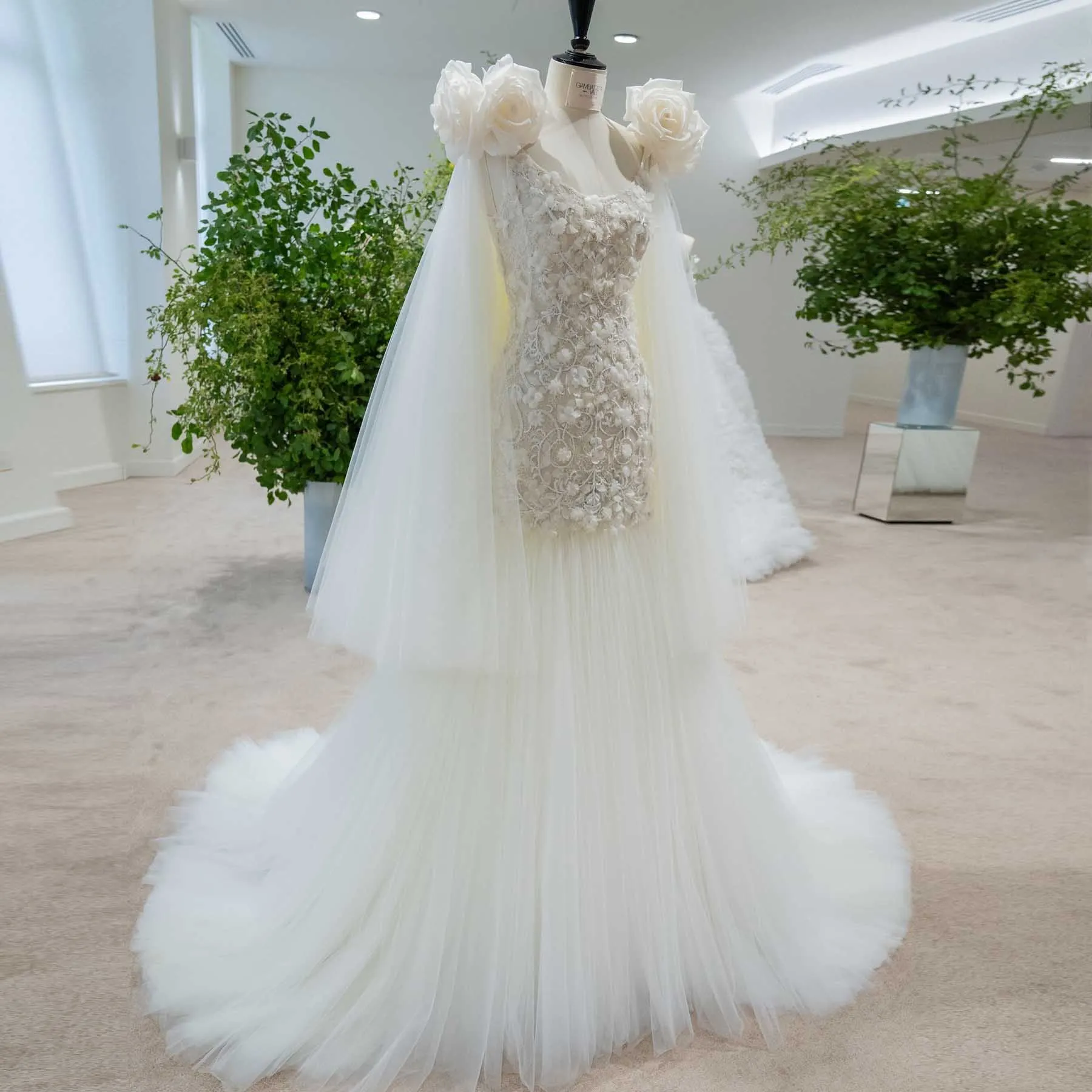 Encantador vestido de novia de tul marfil, Apliques de encaje, vestidos de fiesta de boda florales, sesión de fotos, vestido Formal, vestidos de noche para mujer 2025