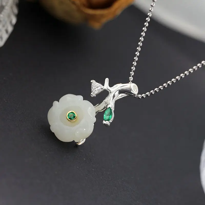 

Simple Stylish 925 Sterling Silver Pendant Inlaid Natural White Jade Flower Retro Style Lady Pendants Creative Jewelry Gift