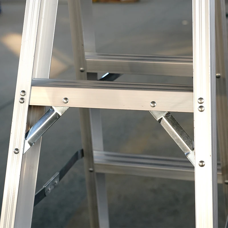 Multipurpose aluminum scaffolding Foldable aluminum ladder
