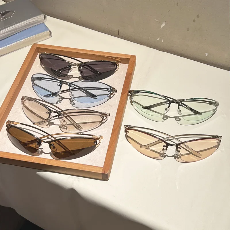 Neue Y2K Girl Technologie Mode Sonnenbrille Metall Cat-Eye Sonnenbrille für Frauen Trendige Marken-Brille für Männer Outdoor-Reise-Brillen – Detail 2