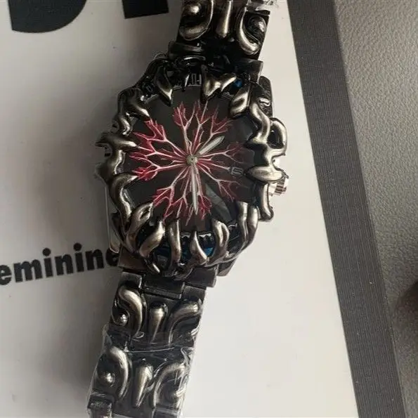 Watch Male Alien Paws Demon's Eye Personality Relief Advanced Sense ins