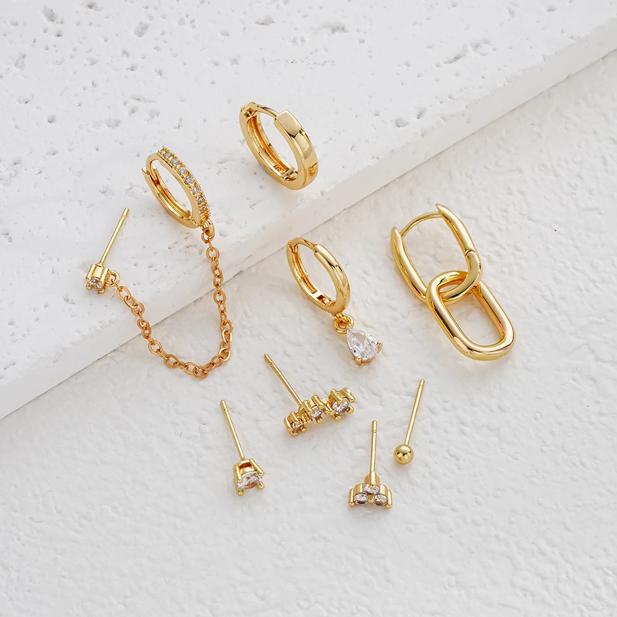 8pcs Gold Plated Chain Huggie Earring Set For Women Fashion Geometry Zircon Hoop Tassel Chain Earring Cartilage Piercing Jewelry
