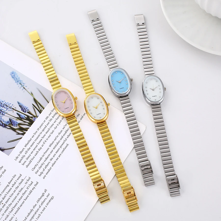 

Fashionable simple and light luxury Oval dial alloy material Women's quartz watch, suitable for daily wear, Christmas gift
