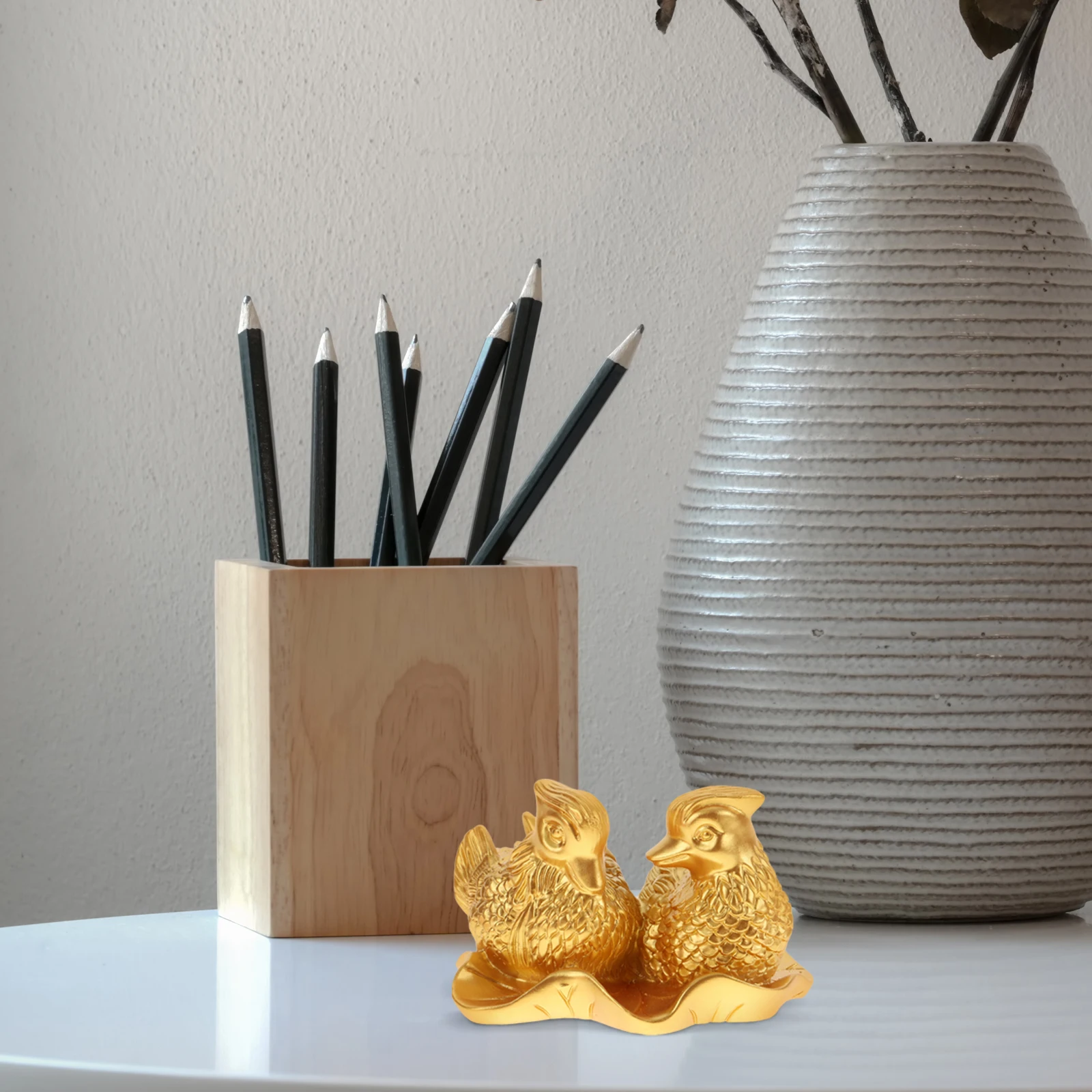 

Golden Duck Statue Resin Craft Home Decor Wedding Gift Desktop Ornament Chinese Love Birds Decoration