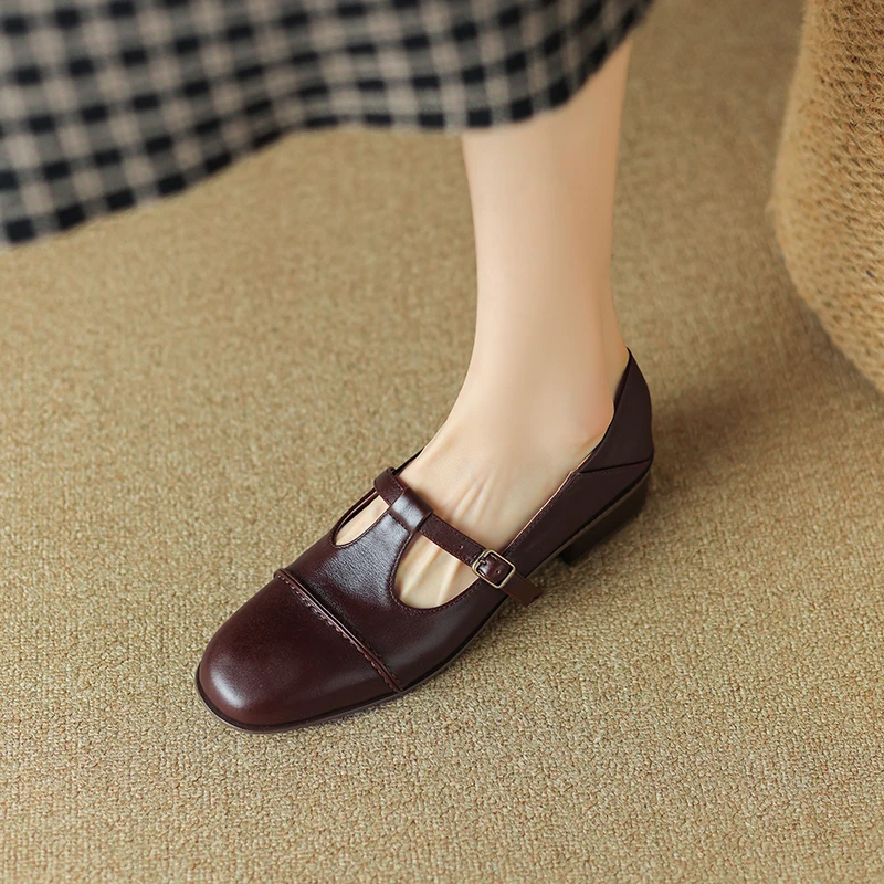 Women's T-Strap Buckle Leather Mary Jane Flat Shoes Round Cap Toe Low Block Heel Adjustable Strap Ideal for Schoo Office Outdoor