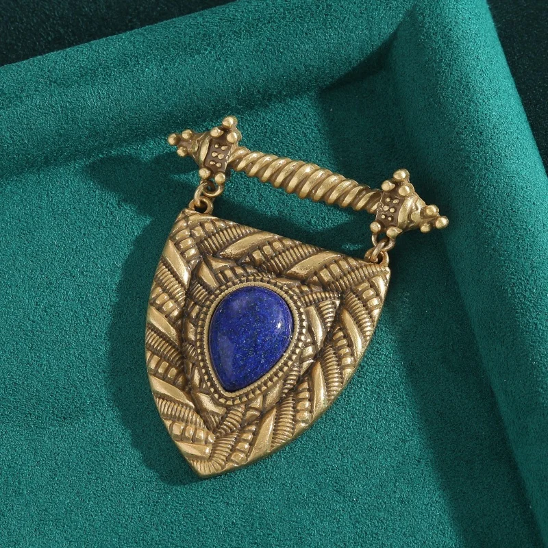 

Vintage Blue Lapis Lazuli Triangular Shield Brooches Gold Color For Woman Dress Party Retro Style Luxury Brand Jewelry 2026 New