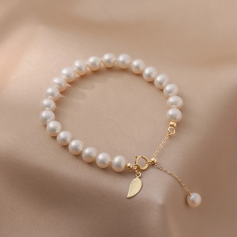 

Lii Ji Real Pearl Bracelet Adjustable Women Bracelet High Luster Freshwater Pearl 14K Gold Filled Leaf Charm