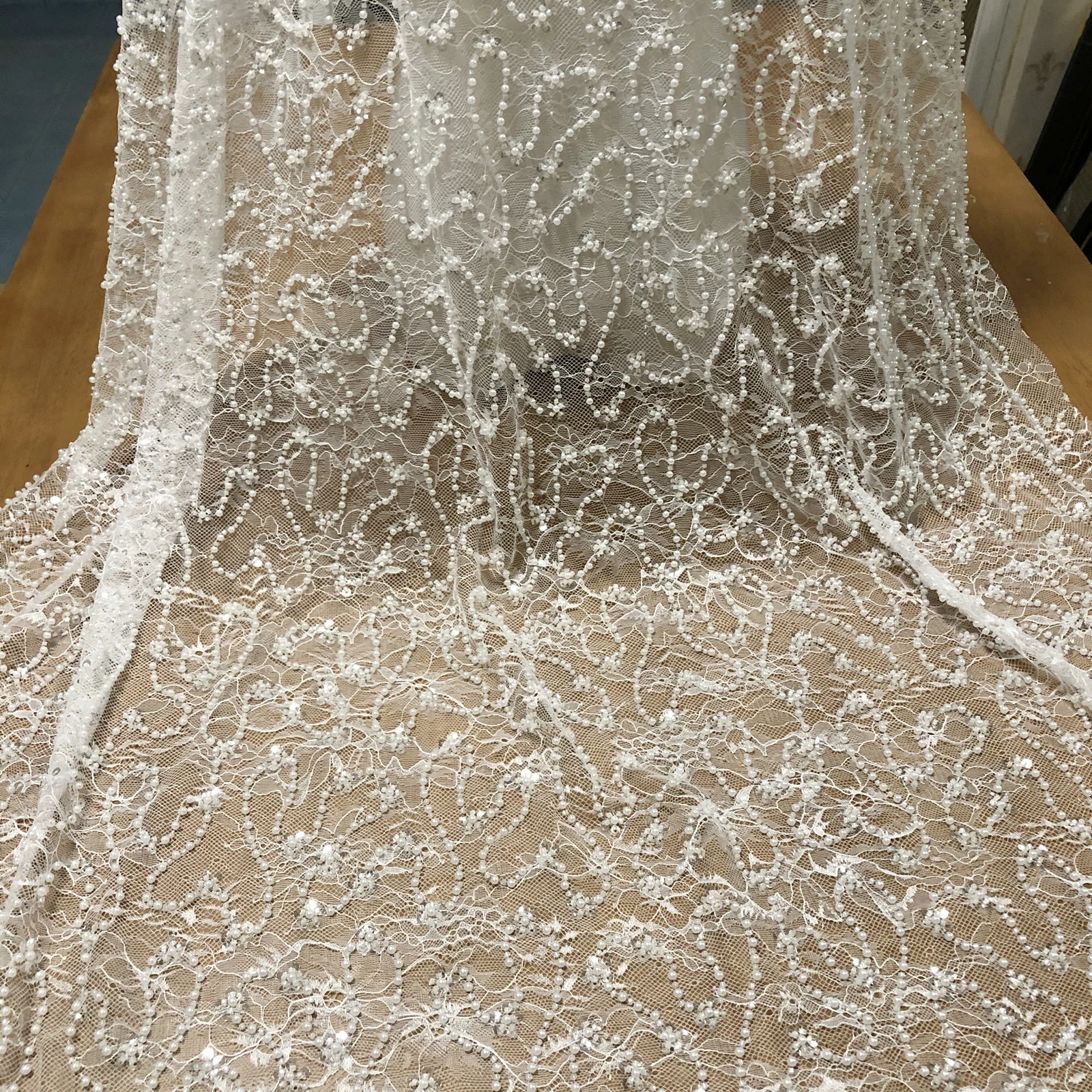 New Beaded Fabric French Lace Wedding Dresses Evening Fashion Dress Clothing Fabrics