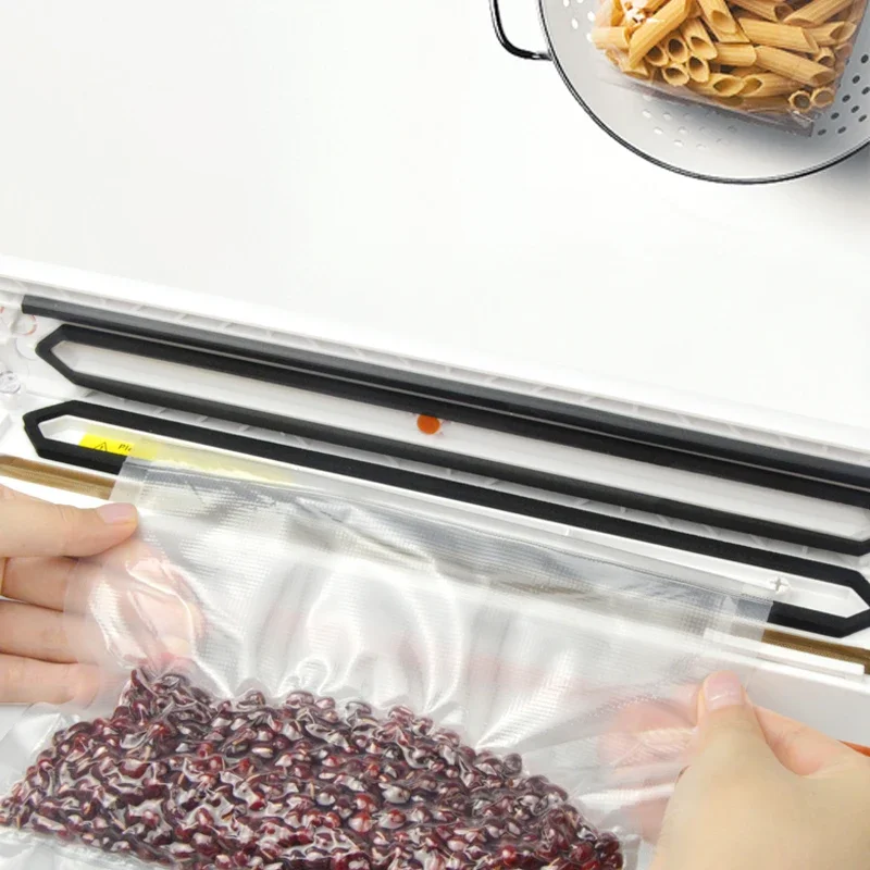 Vacuum Sealer 220V/110V Food Vacuum Packer with 15Pcs Bags