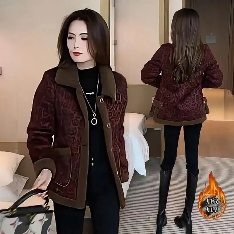 

Autumn Winter Lady Casual Thicken Coat Korean Female Large Size 4XL Suede Jacket 2025 Women Fashion Leopard Print Velvet Outwear