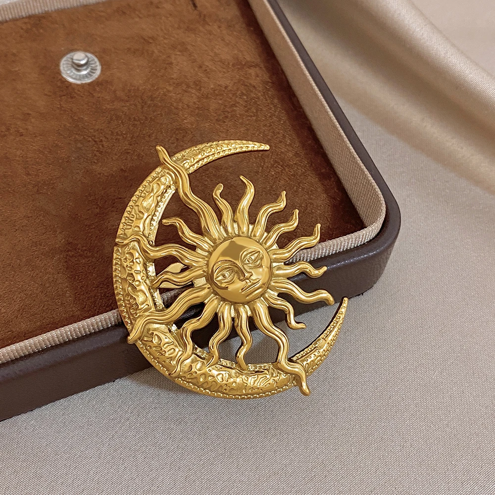 ALLYES Vintage Abstract Sun Totem Brooches for Women Chic Gold Color Lapel Pins Suit Dress Scarf Hat, Ethnic Jewelry Gifts