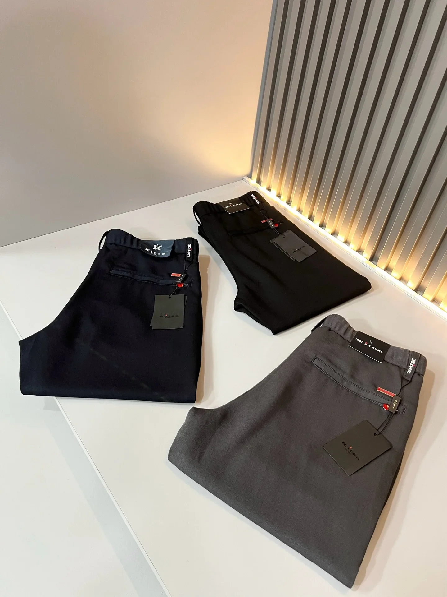Kiton Italian Old Money Style Business Casual Fit Casual Pants
