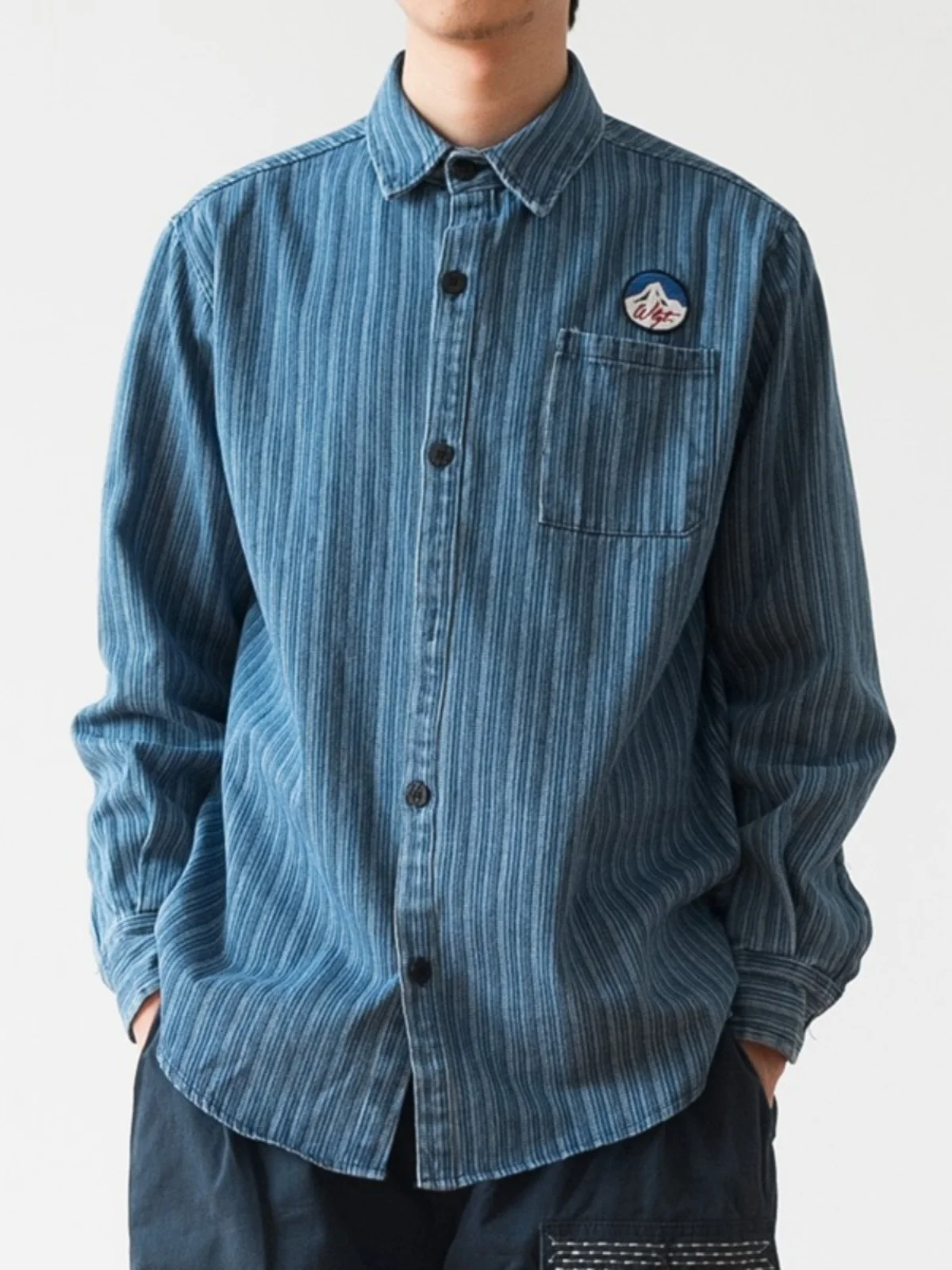 

American Retro Embroidered Striped Denim Long Sve irt Men Spring Autumn Youth Japanese Trend Workwear irt Loose Fit
