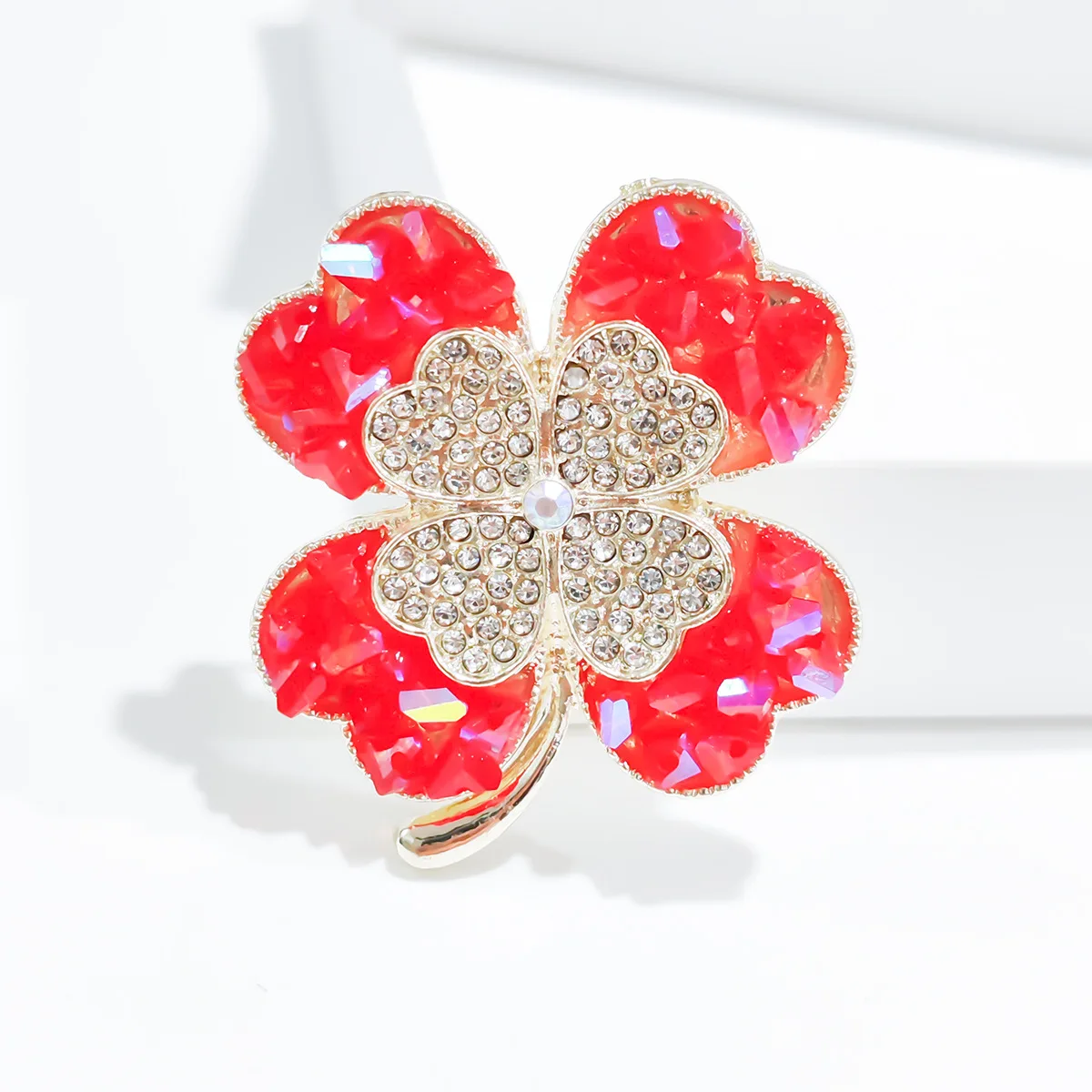 

Luxury Four Leaf Clover Brooches for Women Unisex Plant Rhinestones Pins Available Office Party Accessories Gifts