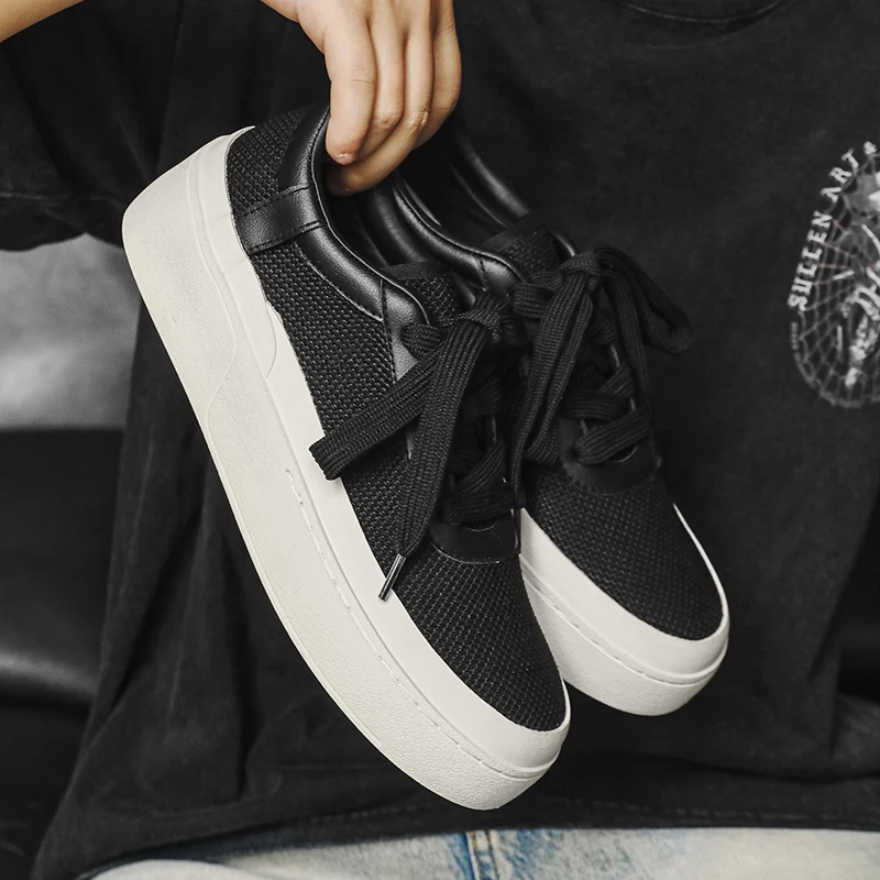 

Дышащие кроссовки с сеткой MODX