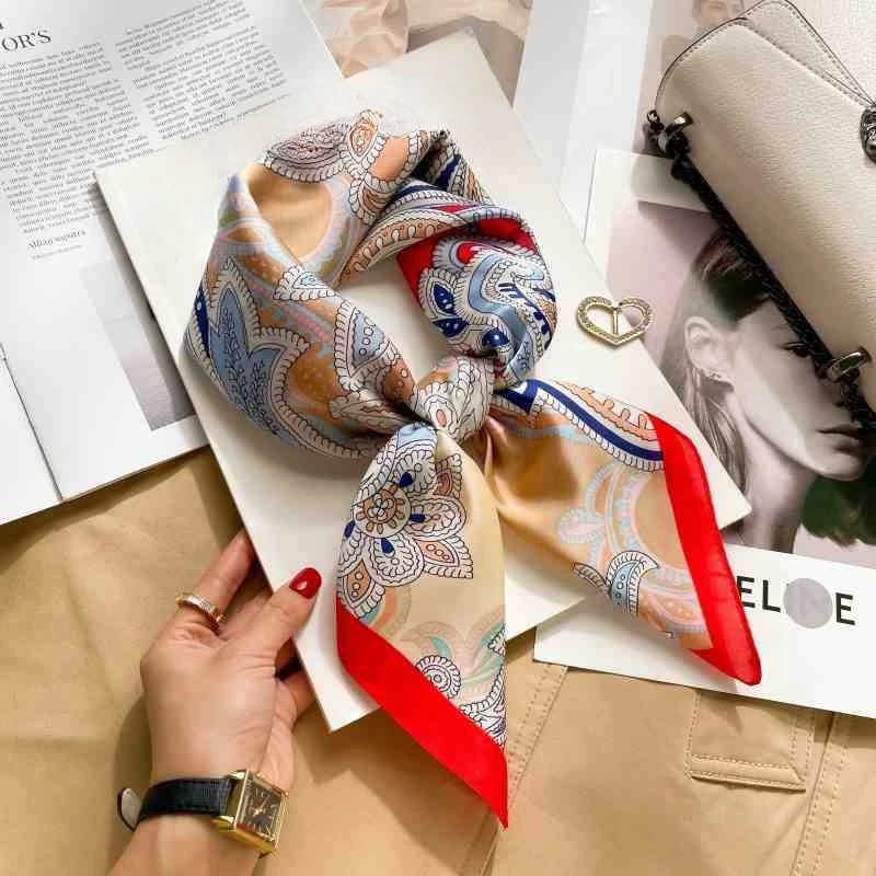 70cm Seiden-Quadrattuch für Damen, Luxuriöses Blumenmuster-Kerchief, Weiches Satin-Haarband, Handtaschenband, Foulard, Hijab, Halstuch, Stirnband – Detail 7