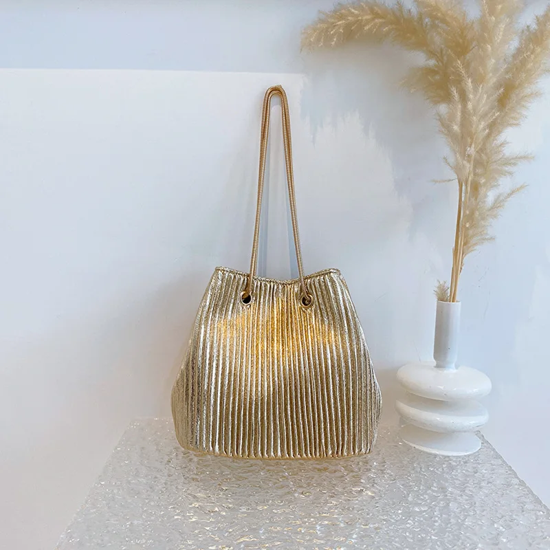 Bright Sided Bucket Bag Simple Chain Crossbody Bags for Woman Dinner Bag Purse and Handbags Designer Bags Sac À Main Femme 가방