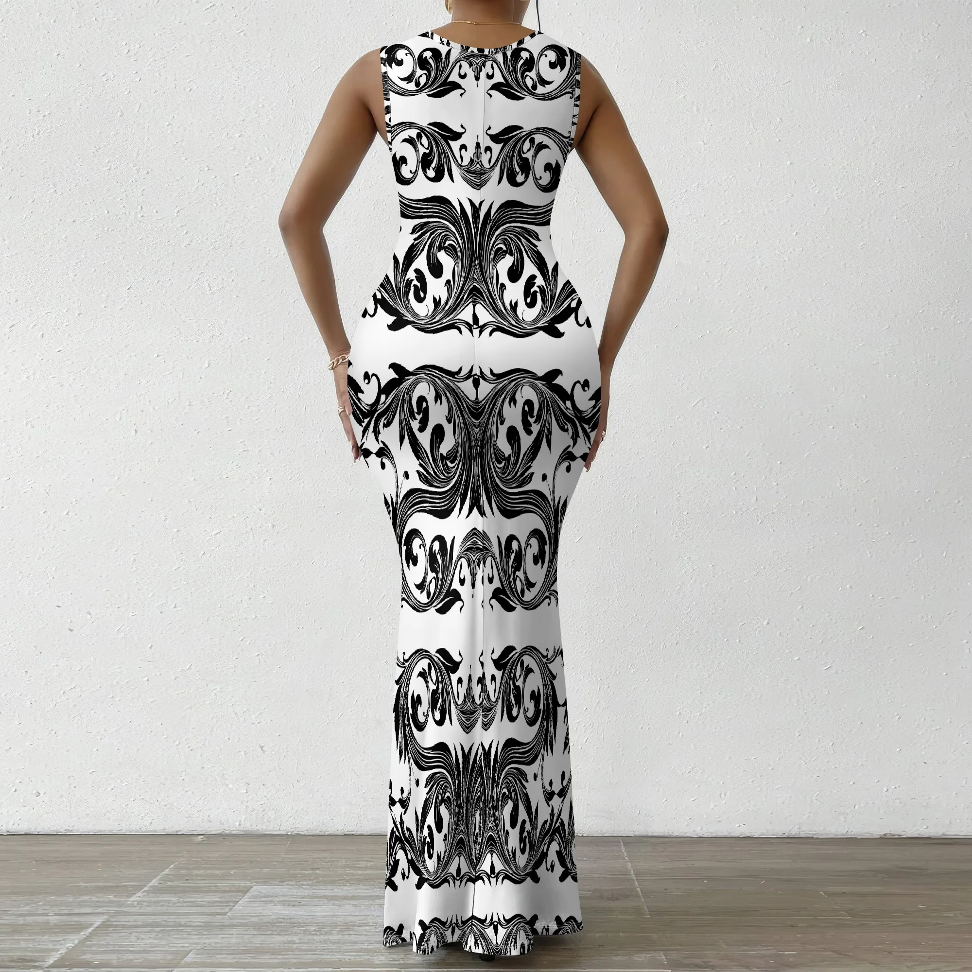 Black and White Swirl Print Bodycon Maxi Dress - Chic Style for Evening Events & Cocktail Parties | XS-2XL