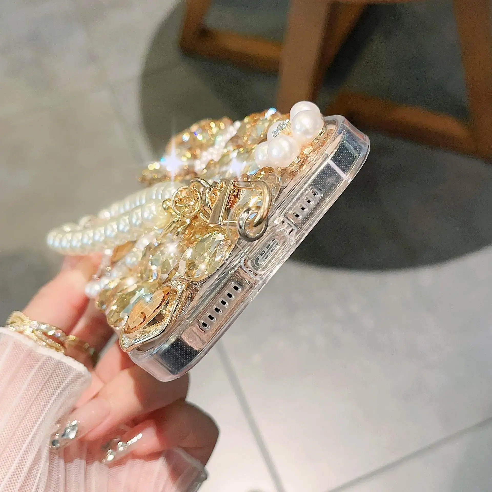For iPhone 15 Pro Max Bling Diamond Pearl Chain Phone Case For iPhone 15 Pro max Glitter Rhinestone Cover image 5