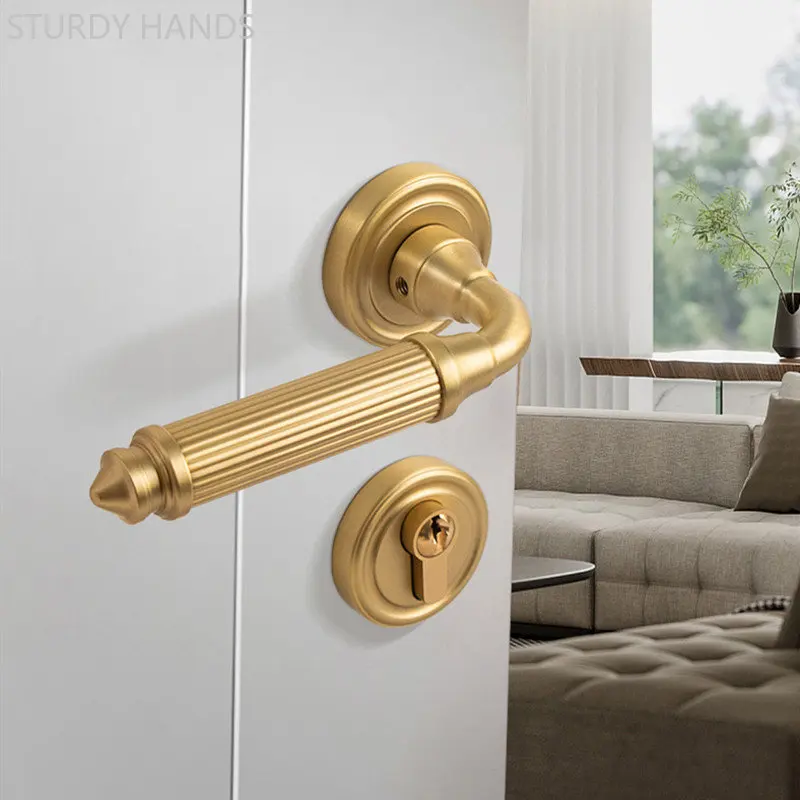 

High-grade Brass Mute Magnetic Suction Locks Indoor Door Handle Lock Bedroom Security Door Hardware Deadbolt Lockset with Keys