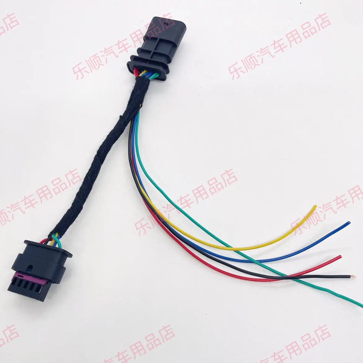 Compatible to Tesla Model Y's navigation lights - non-destructive adapter cable