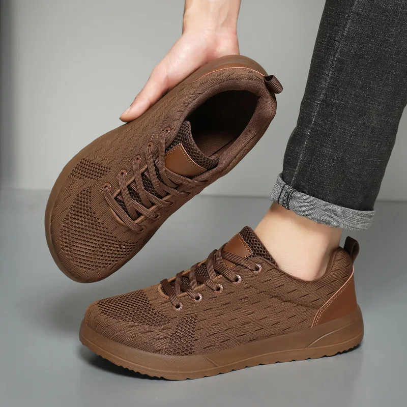 

Men's Wide-Fit Breathable Casual Sports Mesh Shoes: Lightweight, Breathable, Non-Slip and Soft for Outdoor Use