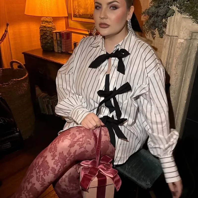 Herbst Neu Gestreiftes Langarmhemd für Damen mit Revers, Mehrfarbiger Schwarzer Schleife vorne, Oversized Laternenärmel, Vielseitige Freizeitbluse – Detail 15
