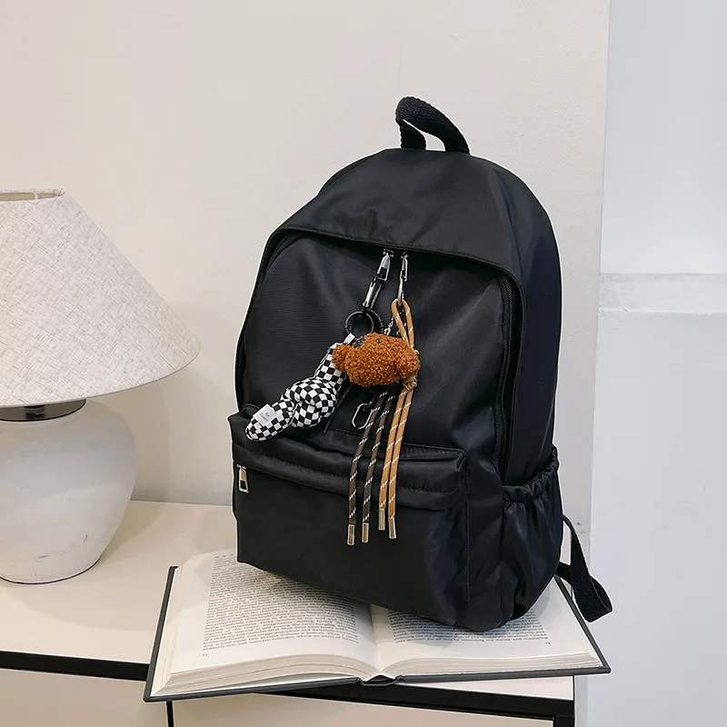 

High-quality Casual Backpack. Nylon Hand-held Simple and Versatile Lightweight Single-shoulder Bag.