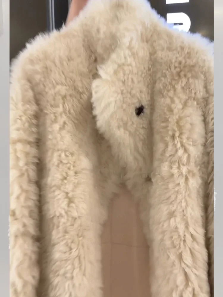 Cappotto di pelliccia bianco ecologico da donna Faion coreano Sle Small Fragrance Top in pelle e pelliccia intercati dal vento per l'autunno