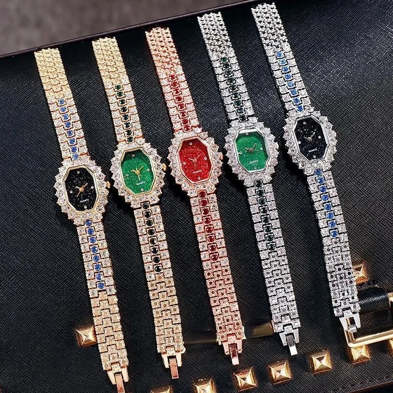 Mulheres pulseira relógios nova moda senhoras relógio quadrado cheio de diamante quartzo clcok liga casual céu estrelado relógio de pulso