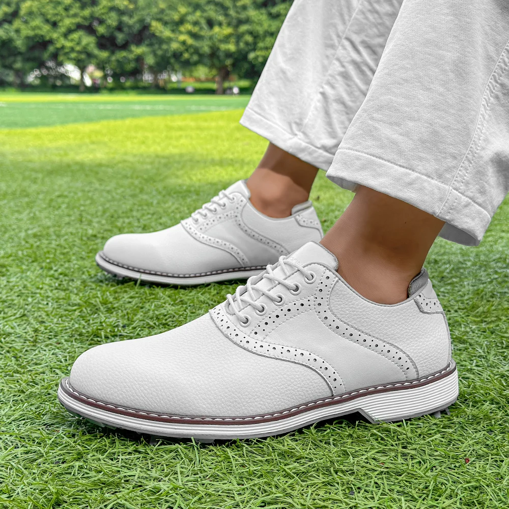 New Men's Golf Shoes Waterproof Lightweight Golf Shoes Comfortable Soft Sole Outdoor Training Sneakers