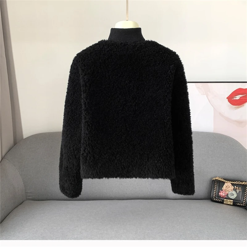 2023 Lady Girl Sheep Shearling Fur Coat Female Short  Warm  V-Neck Lamb Hair Jacket  Winter Overcoat JT407