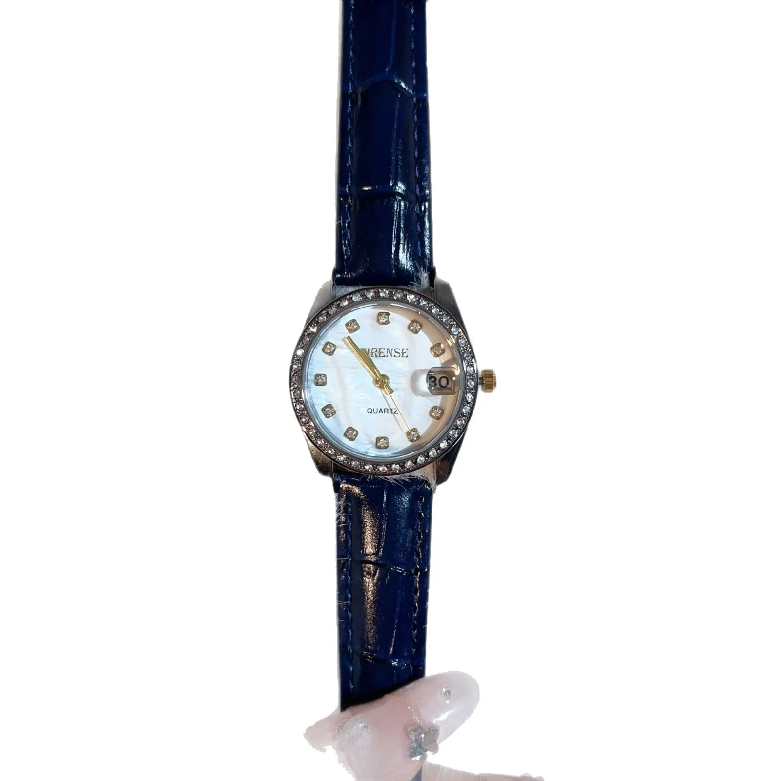 ساعة كوارتز نسائية جلدية عالية القيمة مرصعة بالألماس مع ساعة تقويمية