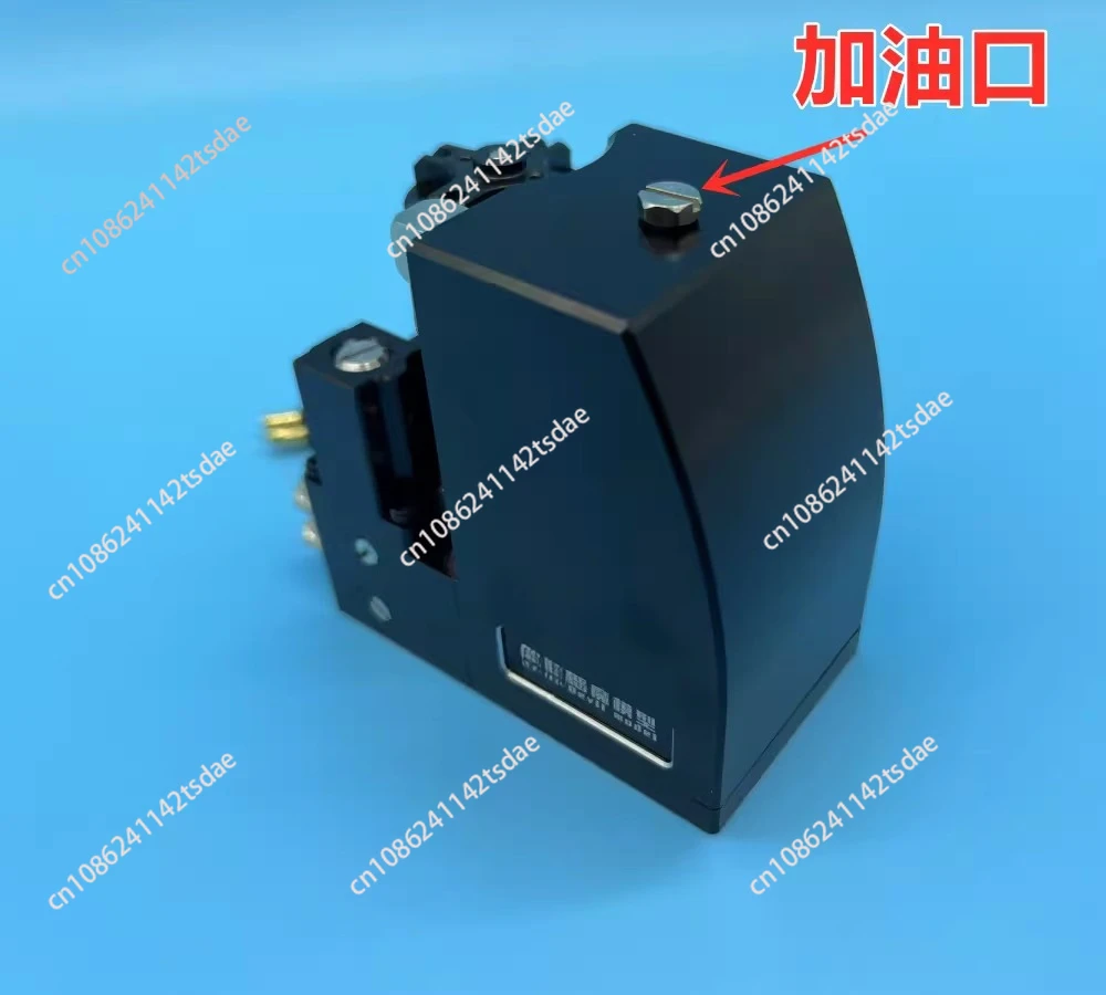 مضخة زيت B580 حفارة RC مضخة هيدروليكية مخصصة، مضخة متكاملة لخزان الزيت 580، مضخة تروس حفارة ذاتية الصنع