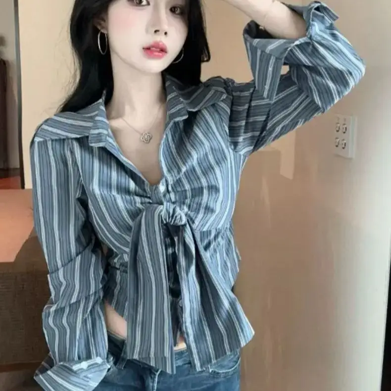 Autumn Shirt Female French Retro New Top Fashion Chic Design Niche Bow Long Sleeve Stripes Joker.