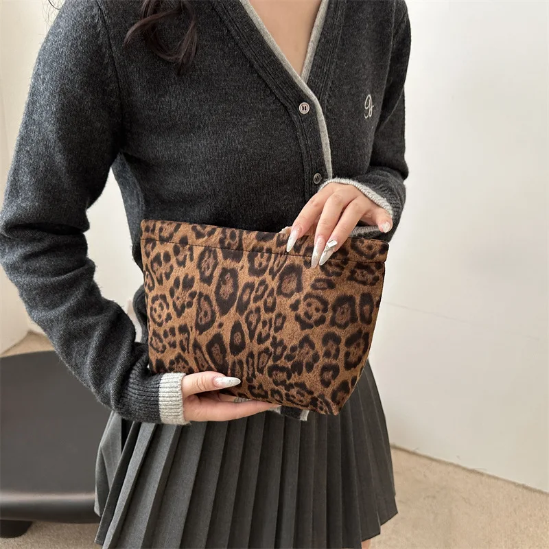 

Korean Popular Bag Ladies Shoulder Bag 2025 New Collection Large Capacity Crossbody Bag Underarm Bag Ladies' Bag Leopard Print