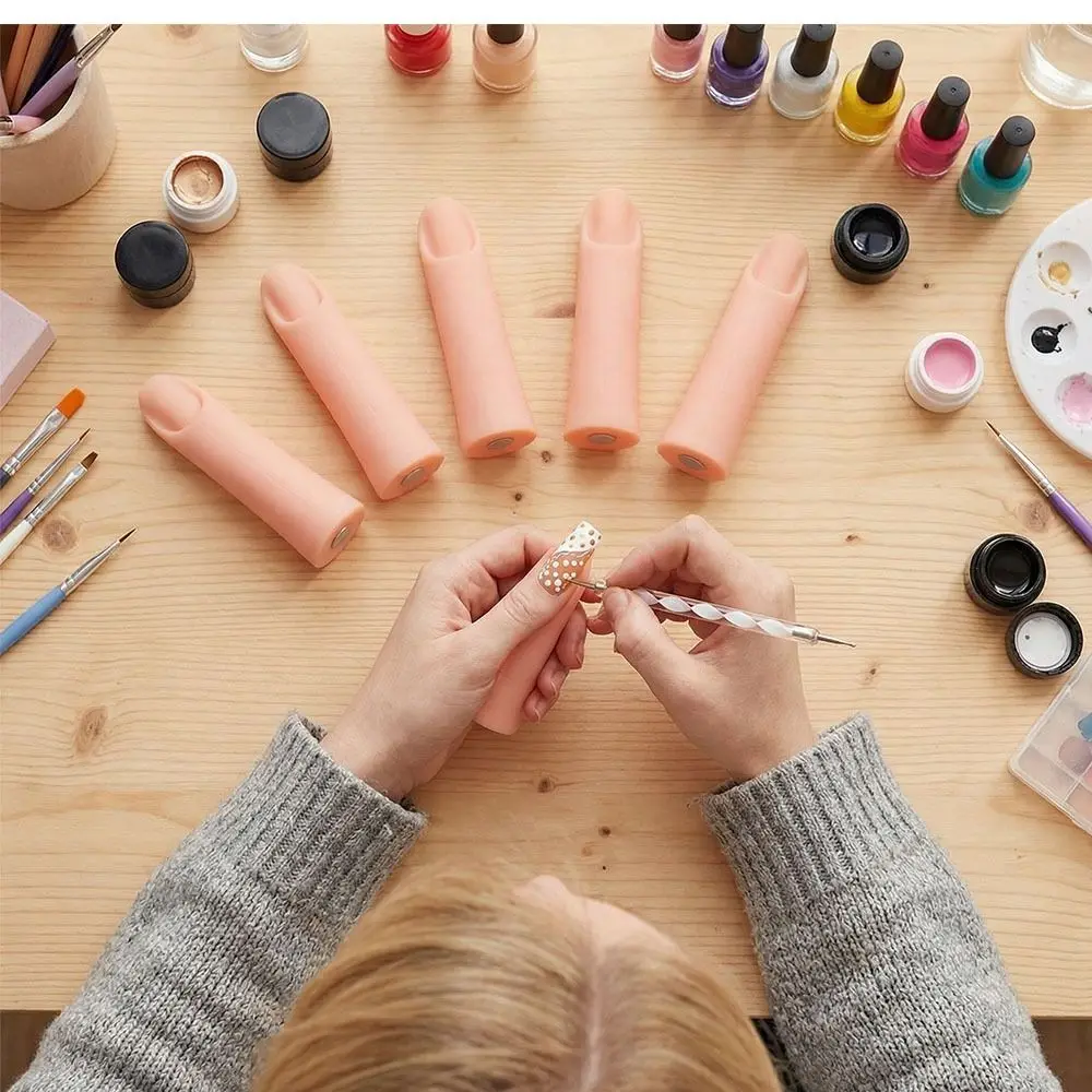 

5Pcs/Set Silicone Fake Nail Art Finger Model With Magnet Display Stand Silicone Practice Fingers DIY Nail Display