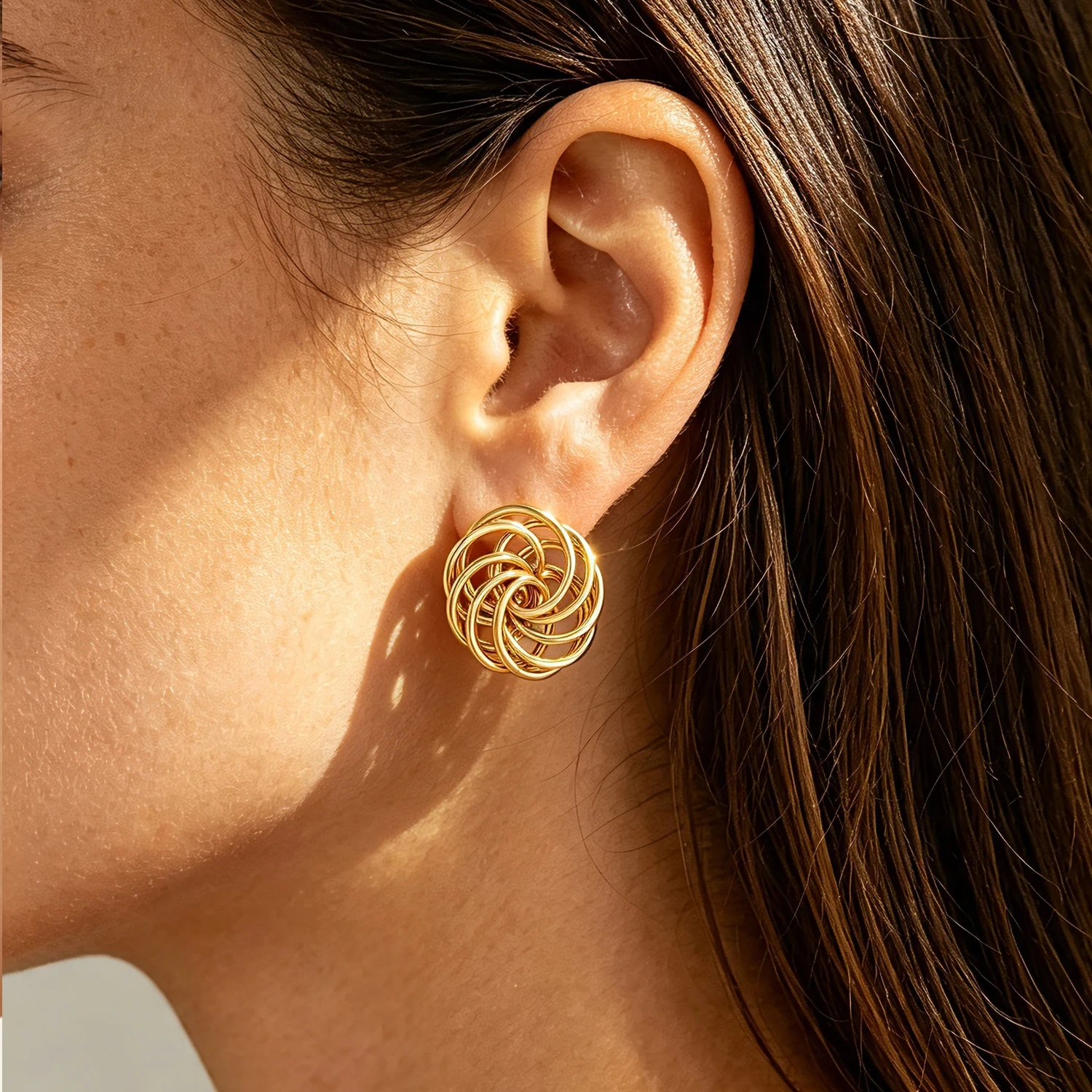Vergoldete Edelstahl Gewebte Draht-Kugel-Ohrstecker für Damen Retro Kreative Gedrehte Kreis-Statement-Ohrringe Luxus-Schmuck – Detail 1