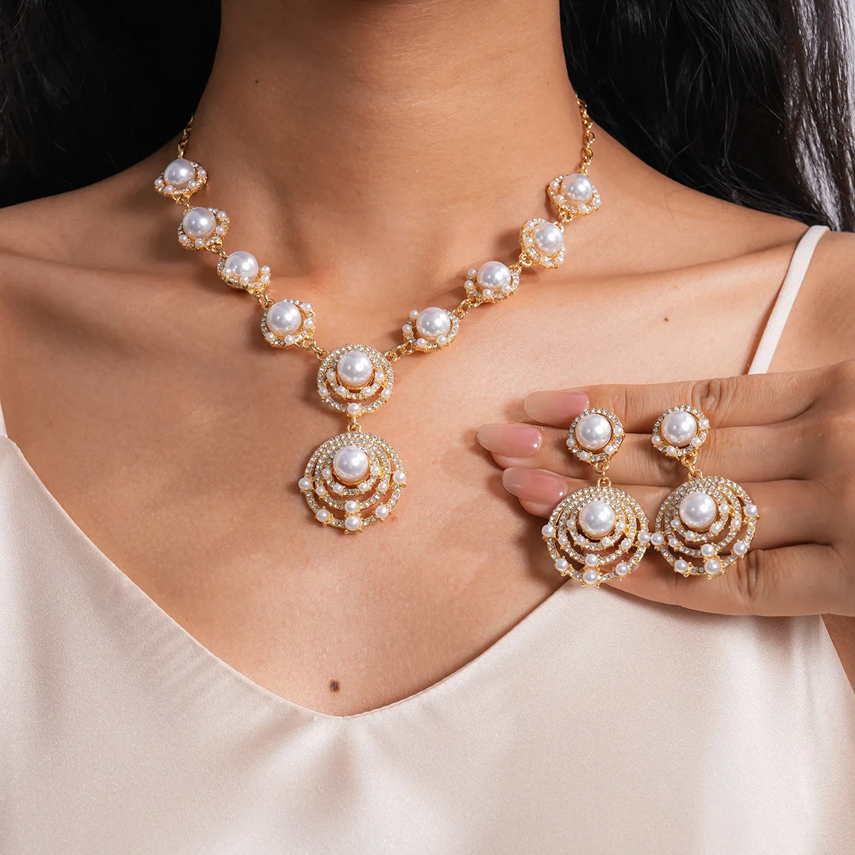 

1 Pcs French Elegant Imitation Pearl Pendant Necklaces for Women Inlaid Rhinestones Dangle Earrings Bridal Wedding Party Jewelry