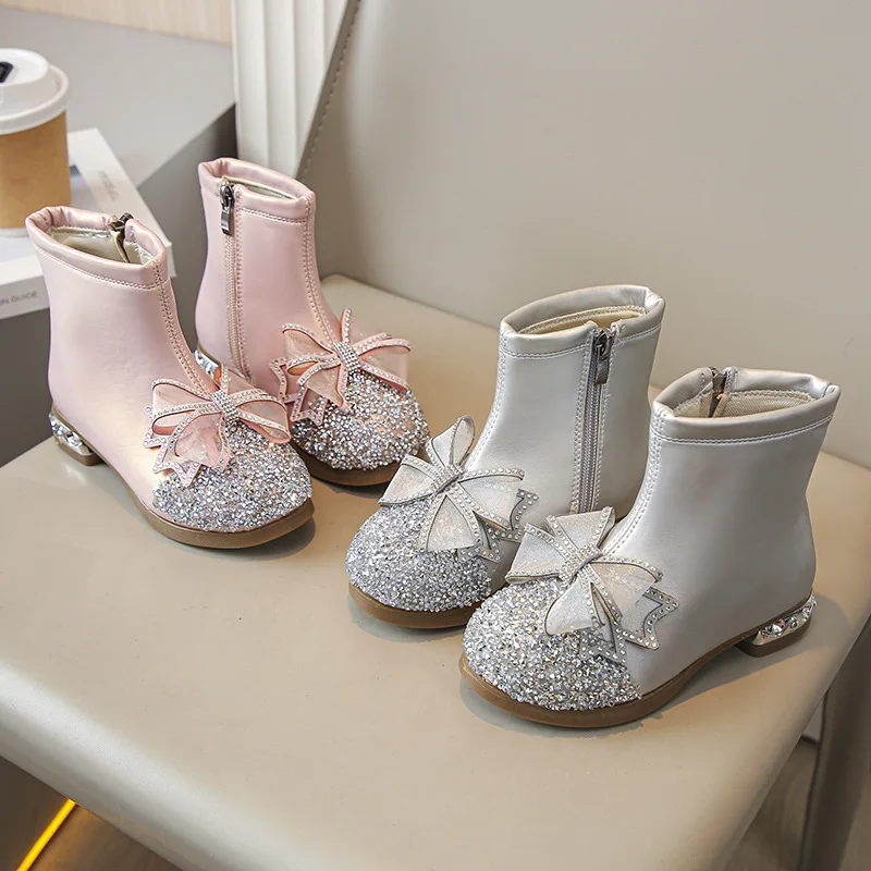 Botas de cuero para niñas, botines individuales informales a la moda de princesa, botines de mariposa con diamantes de imitación de cristal, Otoño e