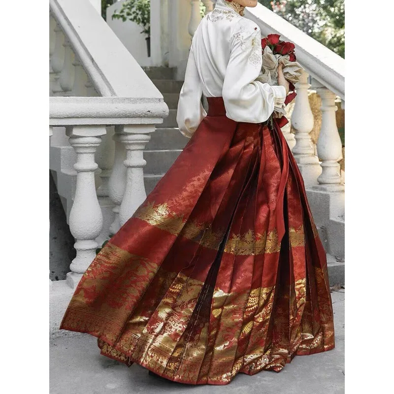 Red Fashion Gold Mamianqun Set Modified Hanfu Daily Commuter Dress Women Sexy Elegant Party Dress Horse Face Skirt Ming Hanfu