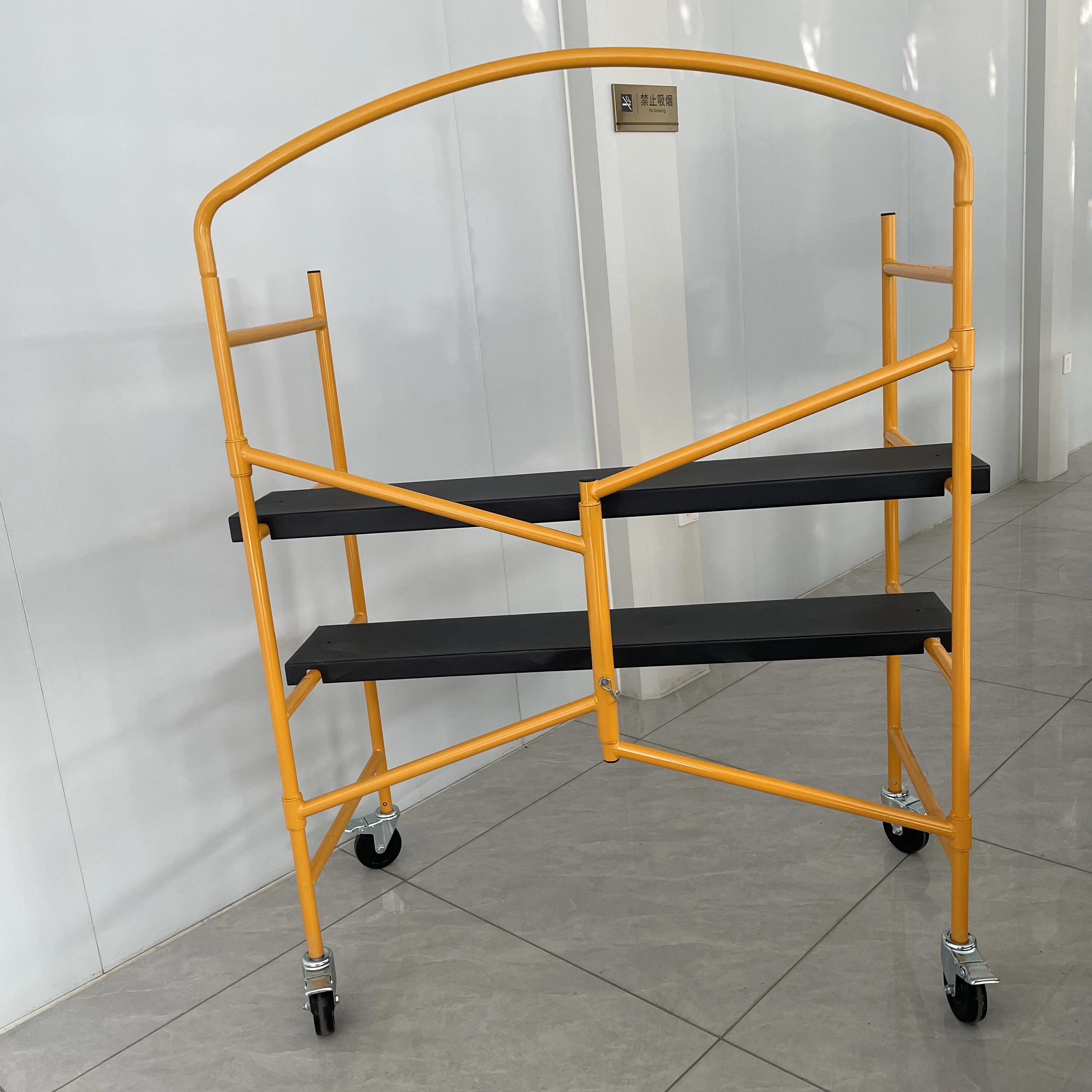 Equipamento de construção e construção de andaime de aço dobrável universal pequeno para materiais de construção