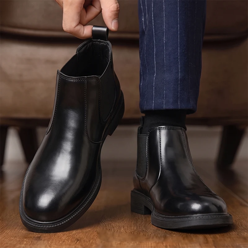 Herren Chelsea-Stiefeletten aus glattem PU-Leder, mit elastischem Bund, zum Hineinschlüpfen, niedrigem Absatz, modisch, für Business und Alltag, Herrenschuhe. – Detail 5