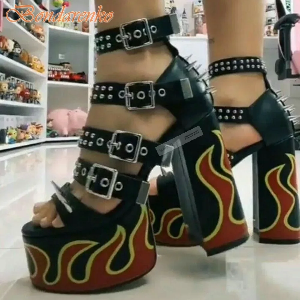 Women's Rivet Stud Platform Sandals - usage example