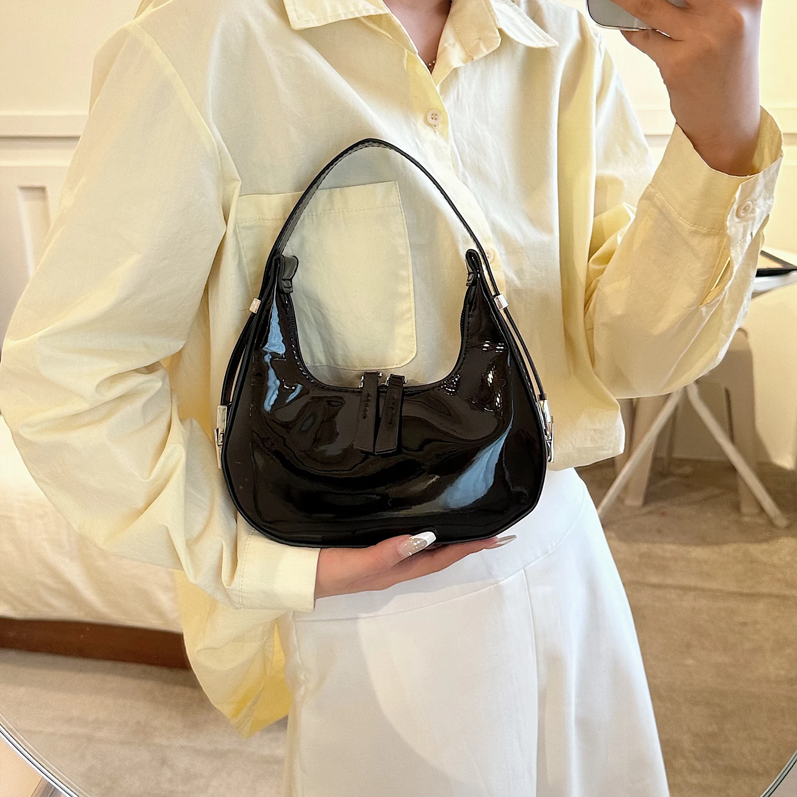 バッグ Vintage leather half moon hand bag Half Moon Bag Vintage PU Leather Small Shoulder Bag for Women